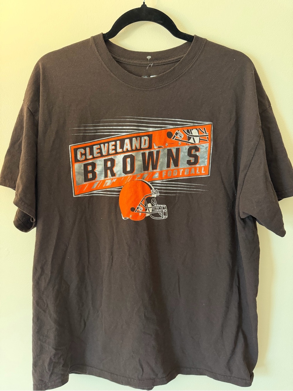 NFL Cleveland Browns Brown Short Sleeve Graphic Tee with Orange Accents